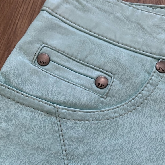 Free people, vegan leather shorts size 0 - Picture 5 of 9